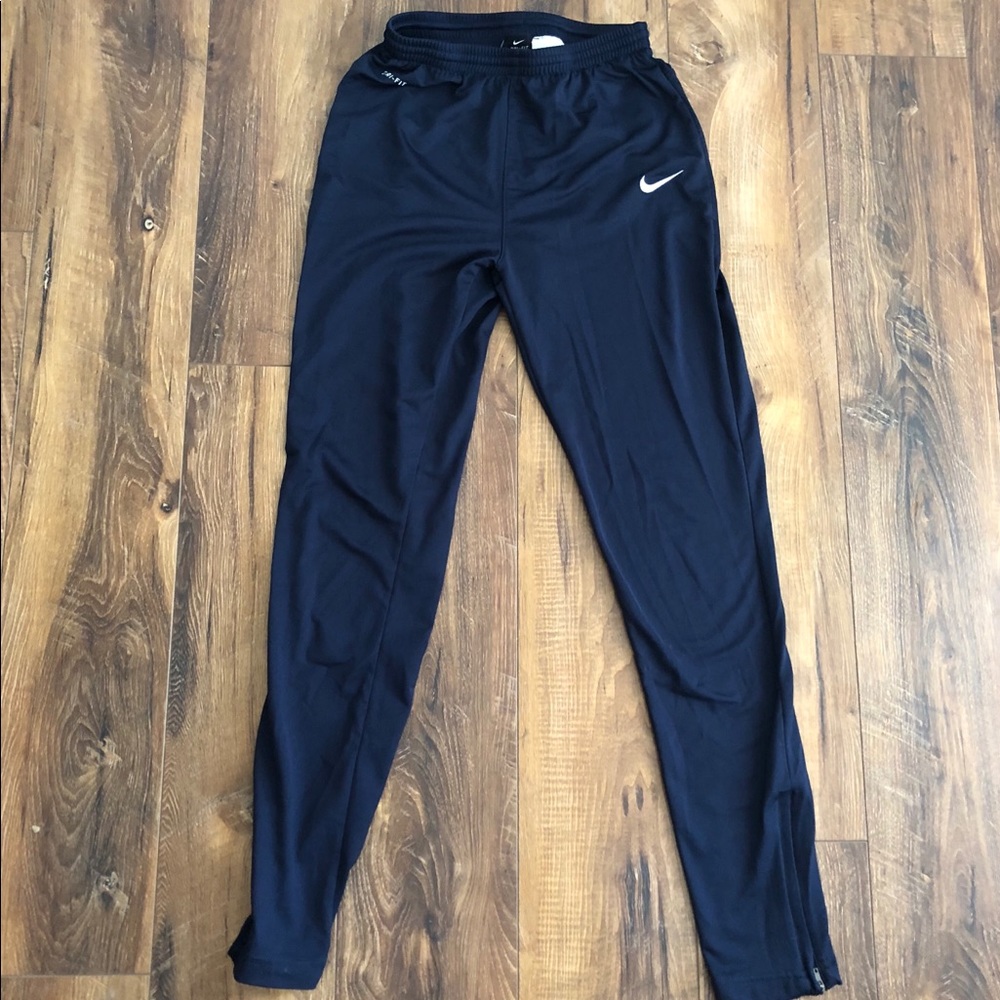 Like new Nike soccer sweats